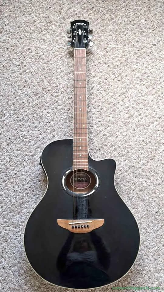 Yamaha APX500 Electro-Acoustic Guitar