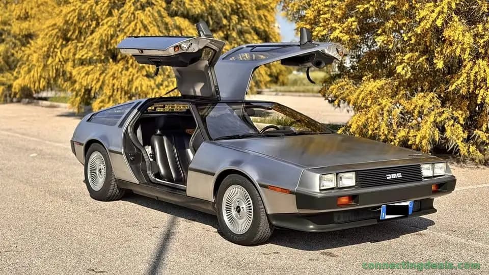 1981 DeLorean dmc-12