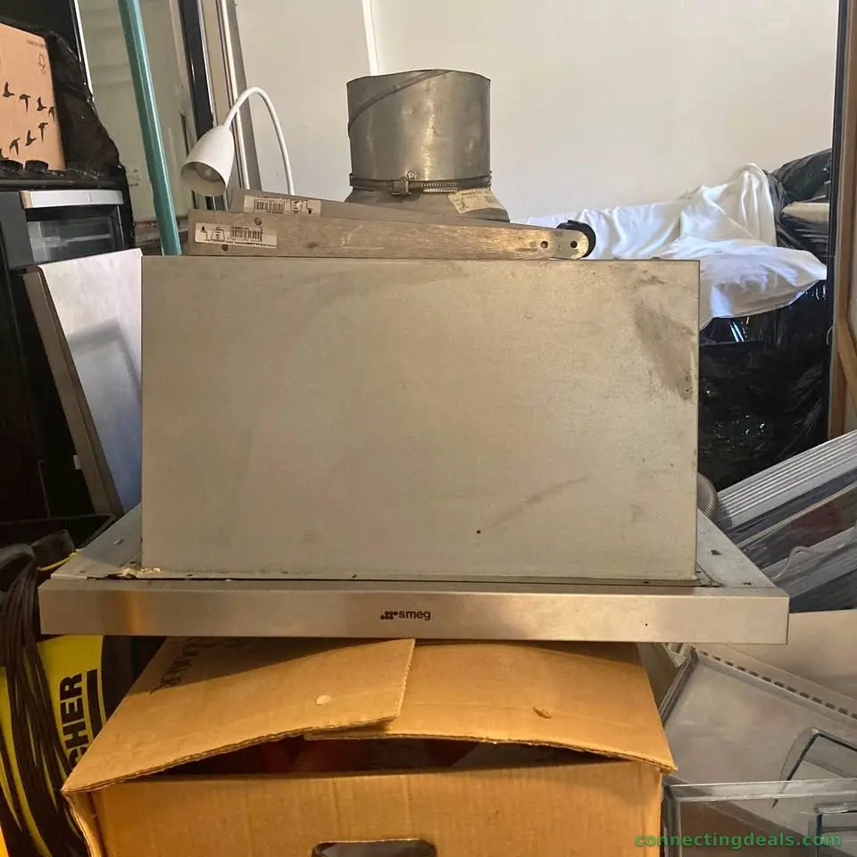 SMEG utdragbar köksfläkt 60 cm