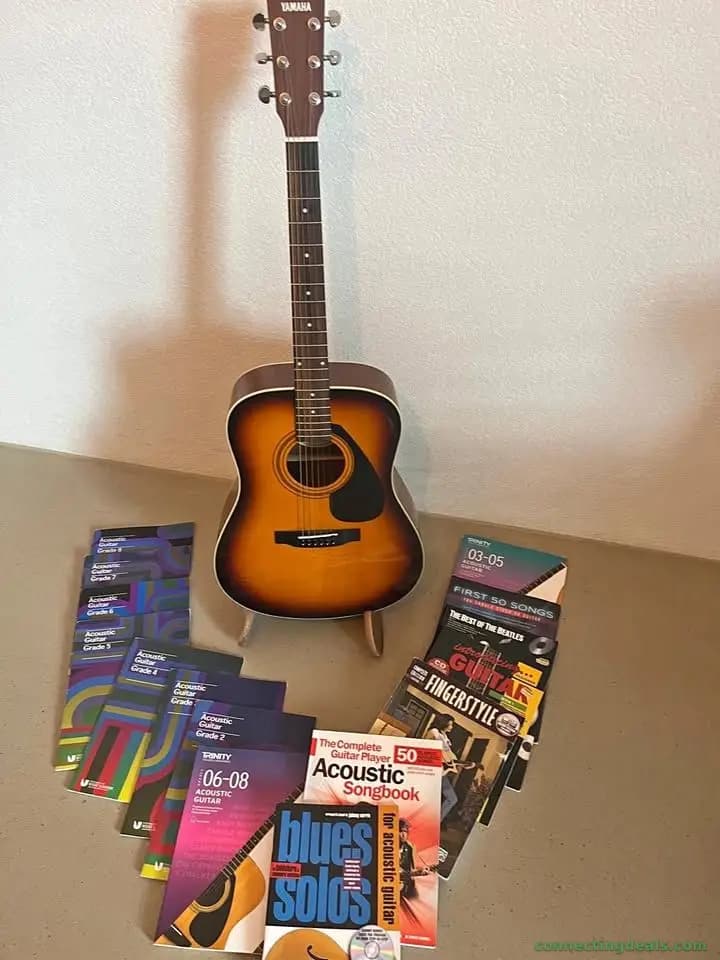 Acoustic Guitar + music books