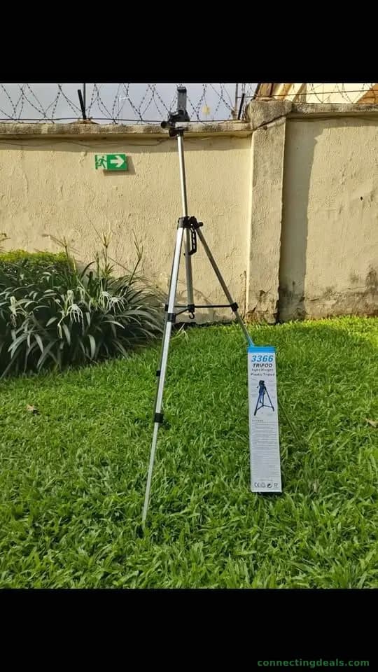 3366 Tripod for camera and phone with phone