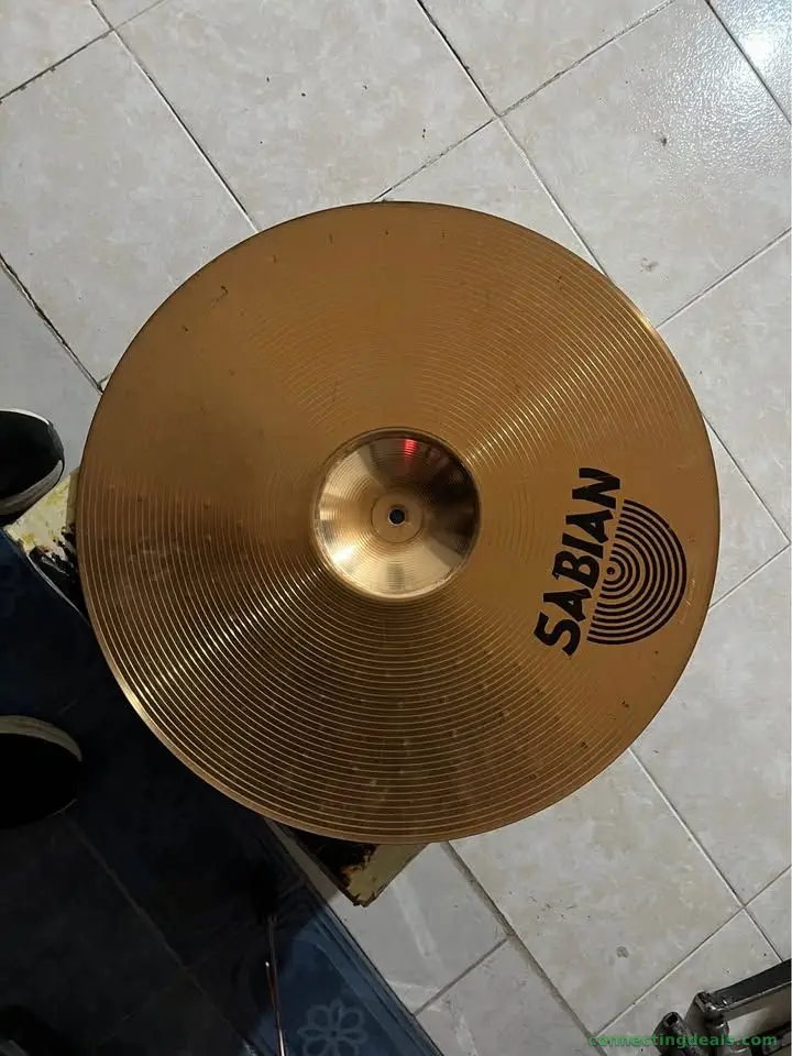 Sabían hit hat B8 14 $300- Ride Sabían B8 20 $400