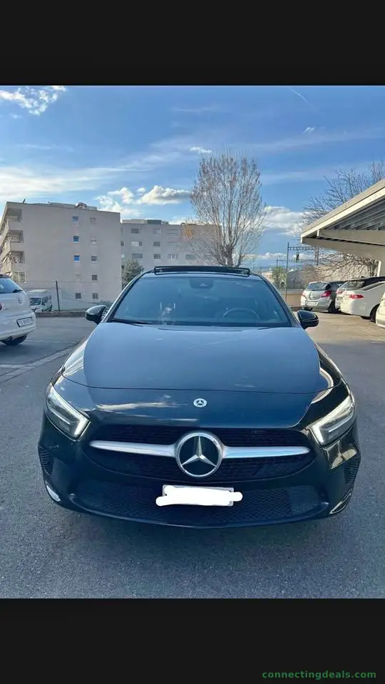 Mercedes Benz A250e