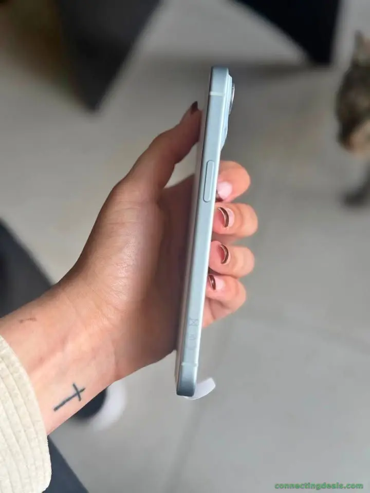 iPhone 15, 128Gb, lichtblauw te koop