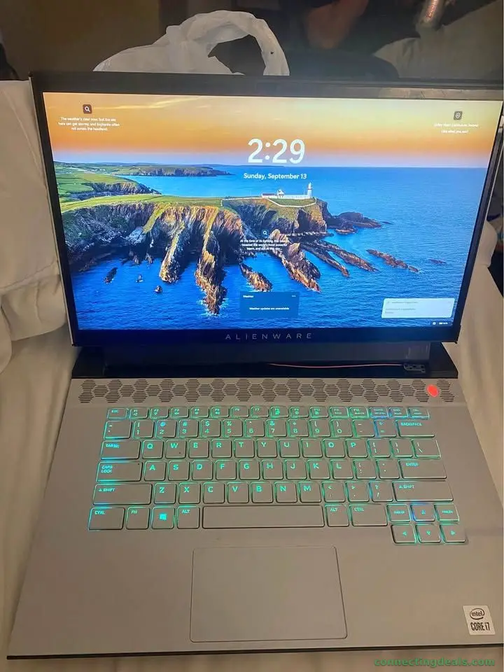 Alienware m15 R4 RTX 3070 Gaming Laptop – i7 /