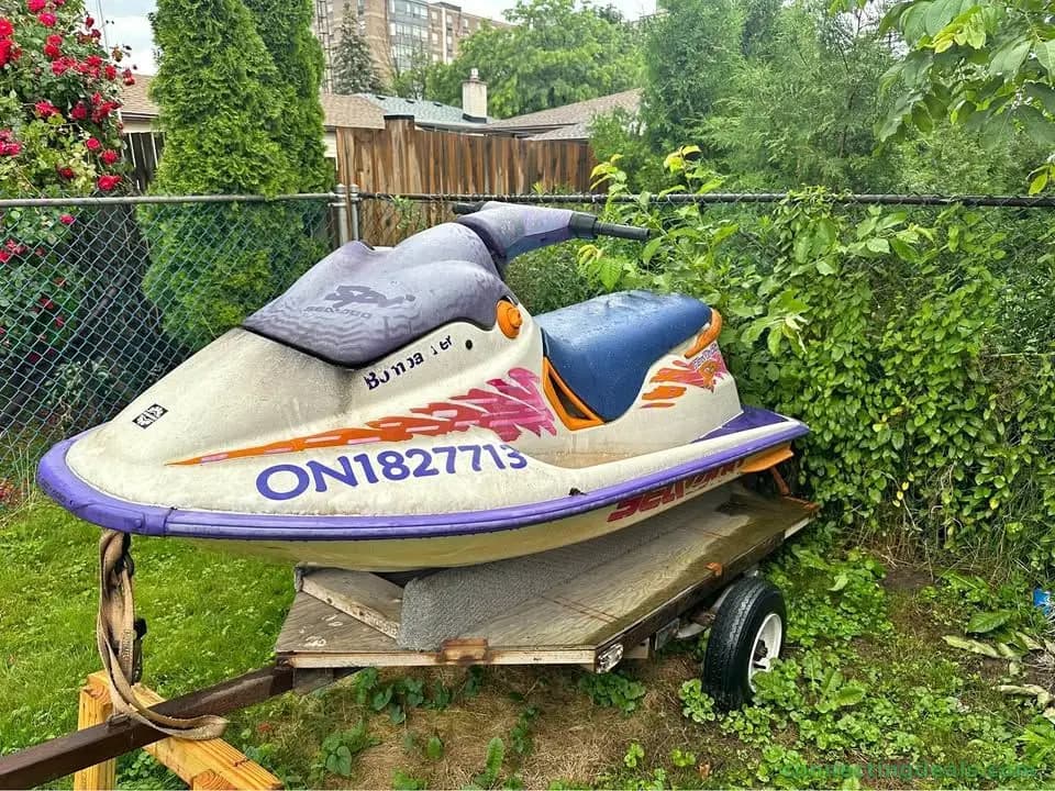 Jet ski