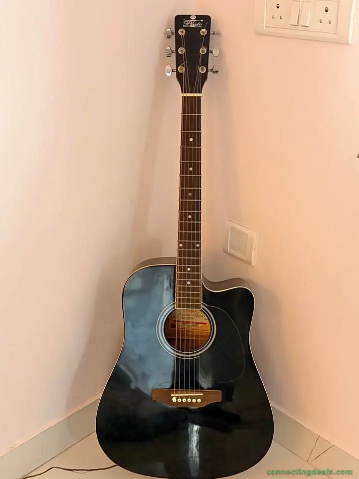 Pluto Acoustic Guitar