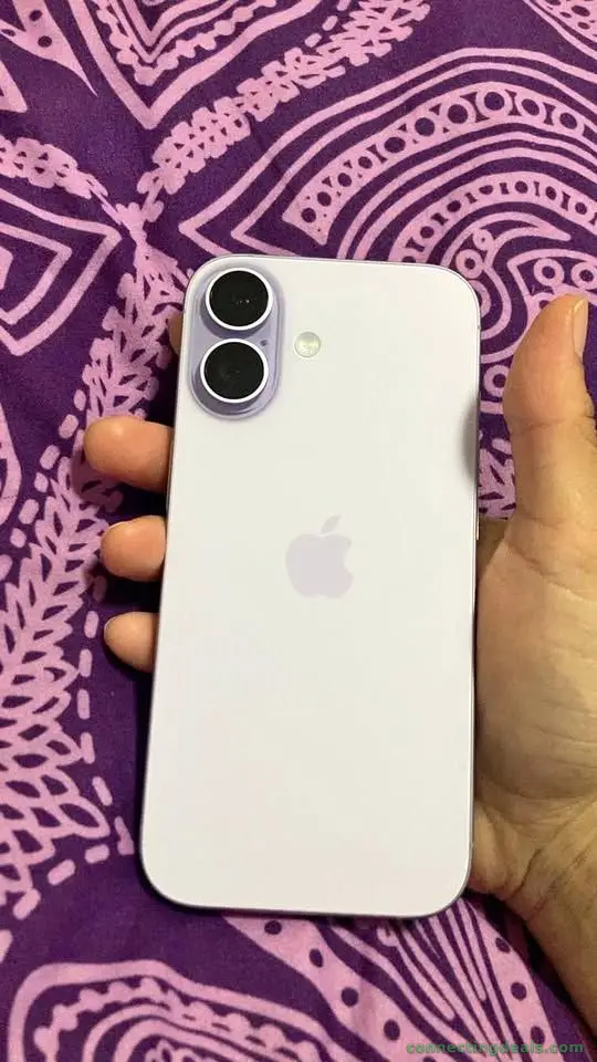 I phone 17 256gb only 1 month old brand new with