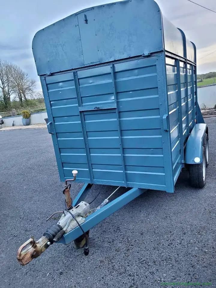 8ft by 4th cattle trailer