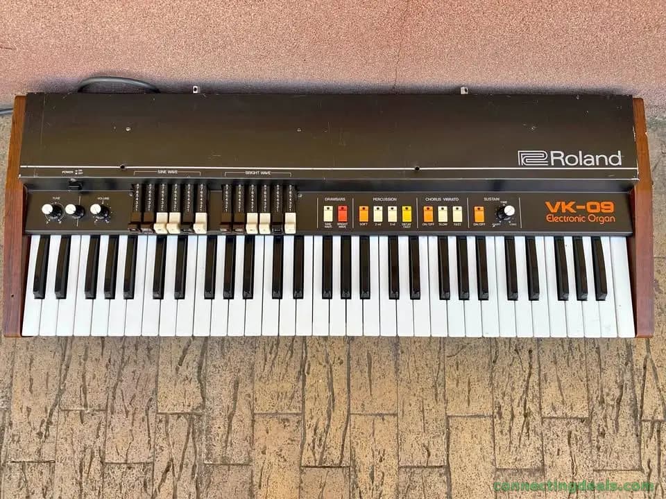 Roland VK-09 Electronic Organ