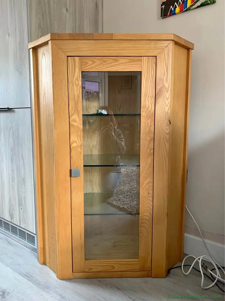 Corner unit