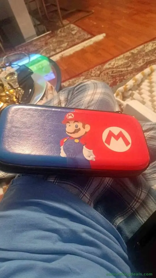 Nintendo Switch 1 med spill og lader