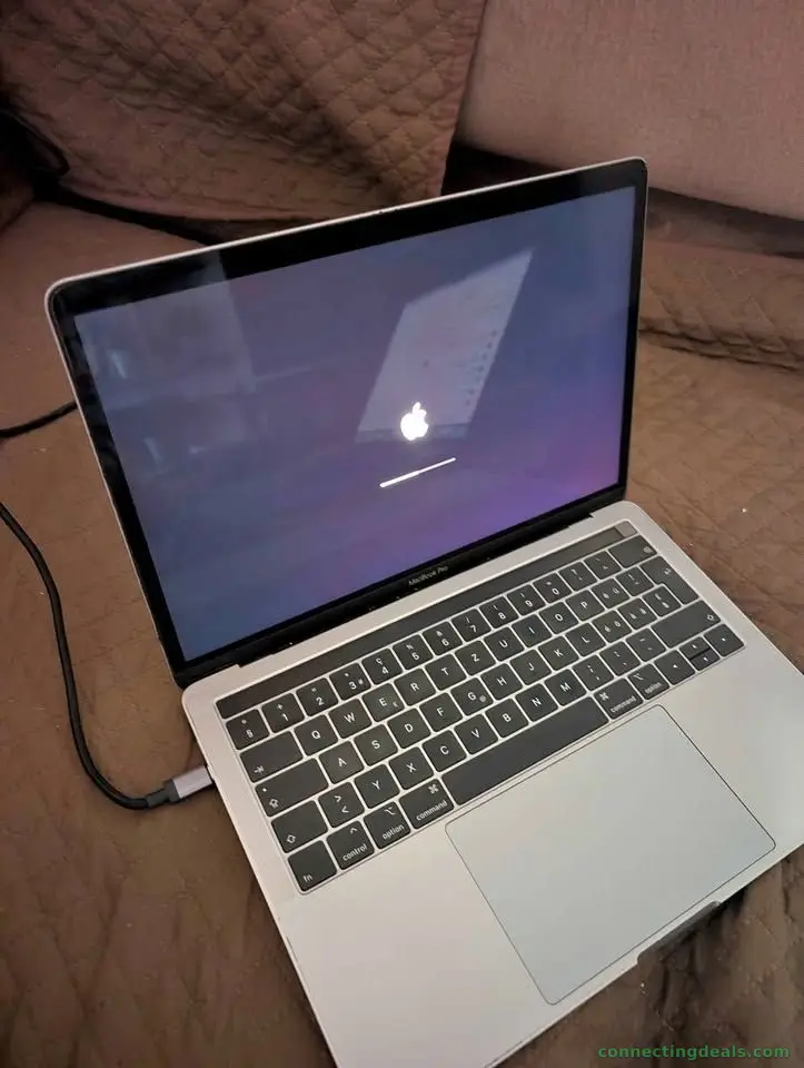 MacBook Pro 13" 2019 – Intel i5 – 8 GB RAM – 128