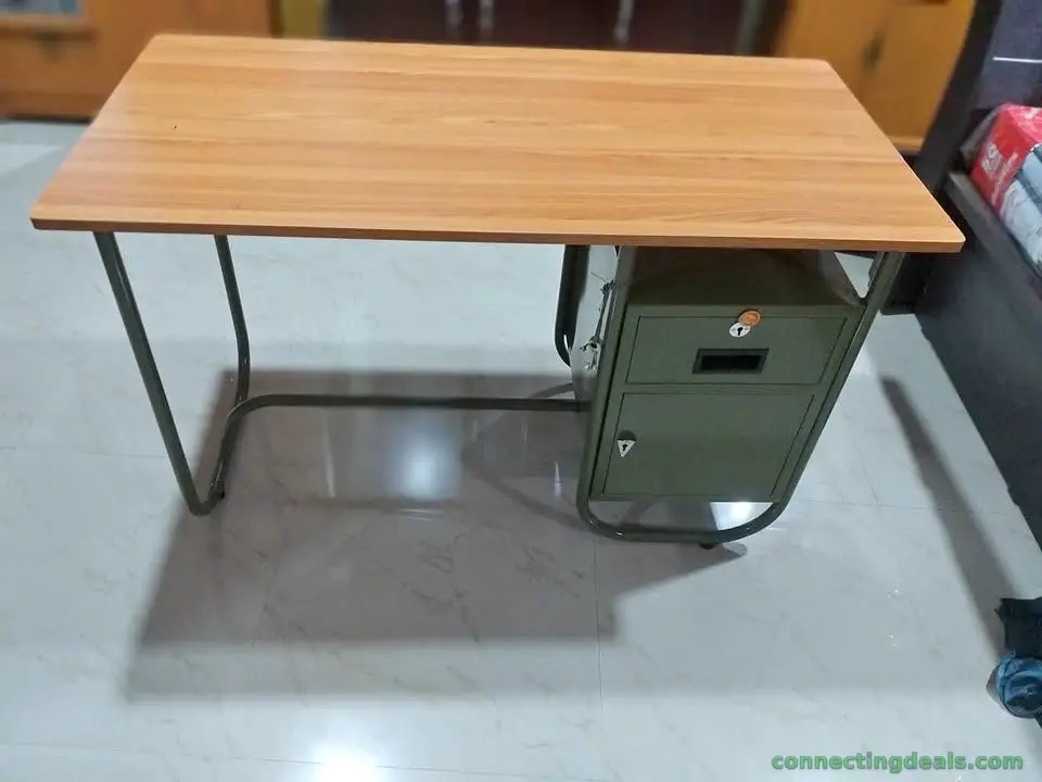 Office table