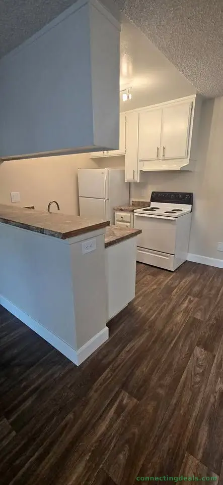 2 Beds 1 Bath Apartment