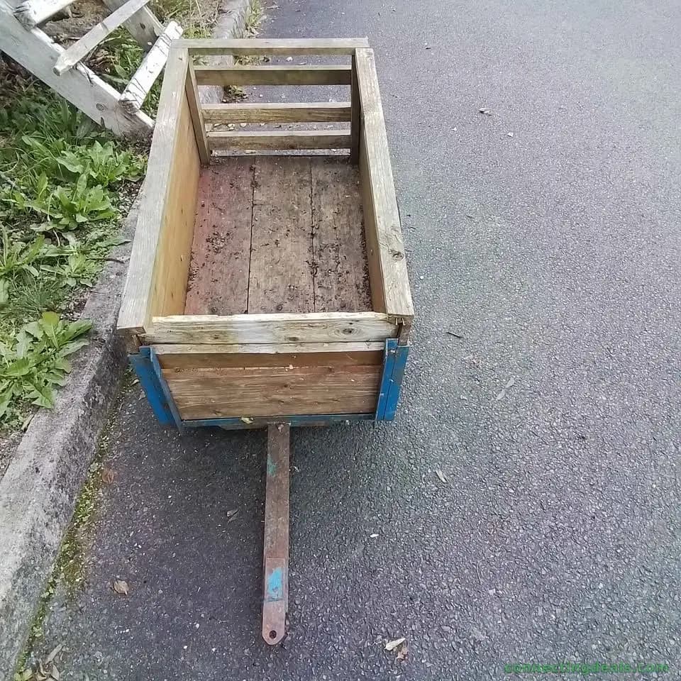 GARDEN TRAILER