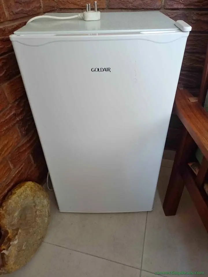 Goldair 130 l Fridge