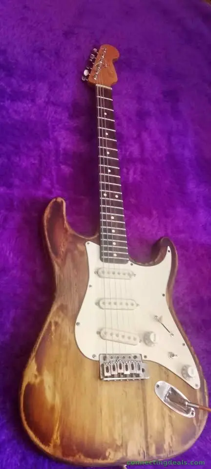 Guitar strato relic