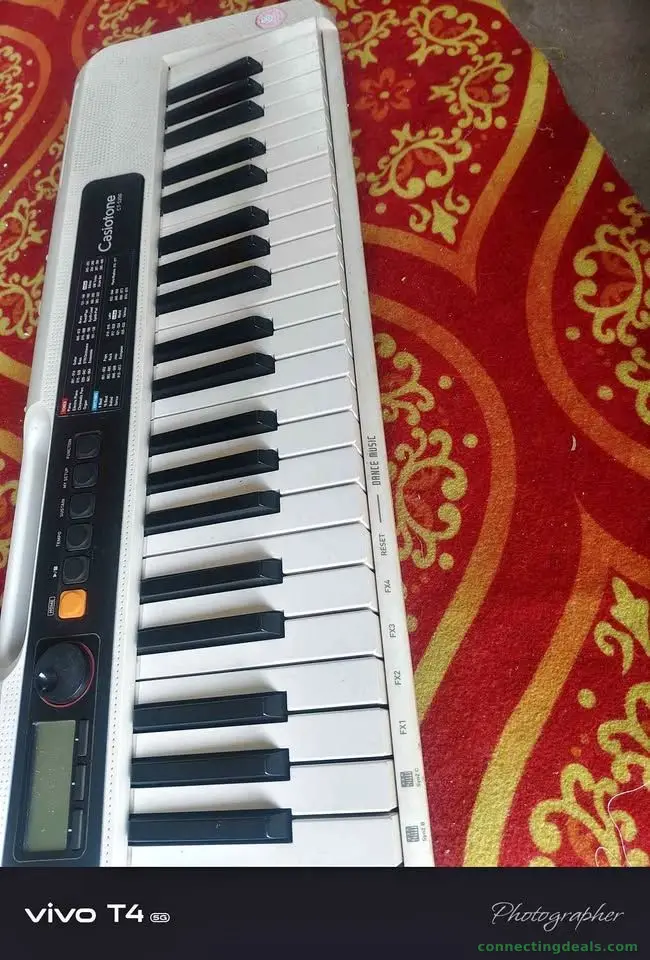 Casio CT S-200 Keyboard for music , studio , Live