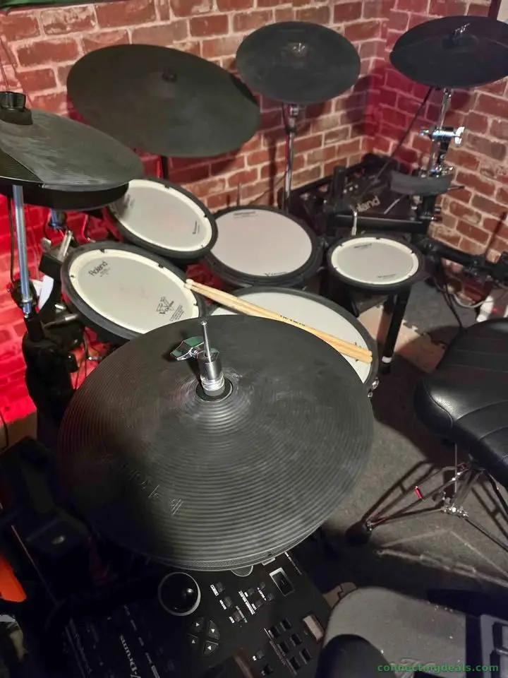 Roland v Drums Custom Kit with v71 Module (trades)