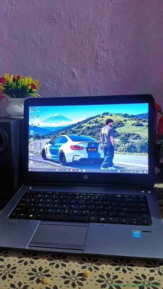 HP LAPTOP