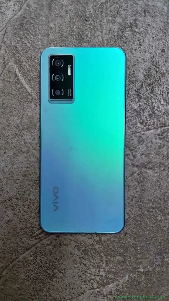 Vivo Y 75