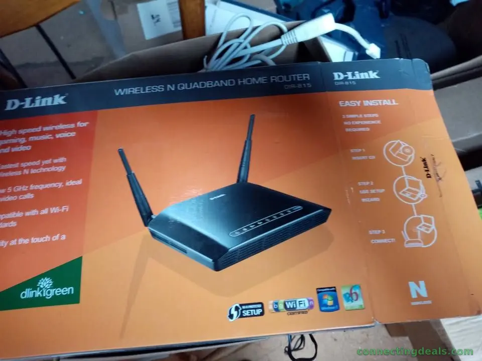 Alte Pc Teile mit Tisch