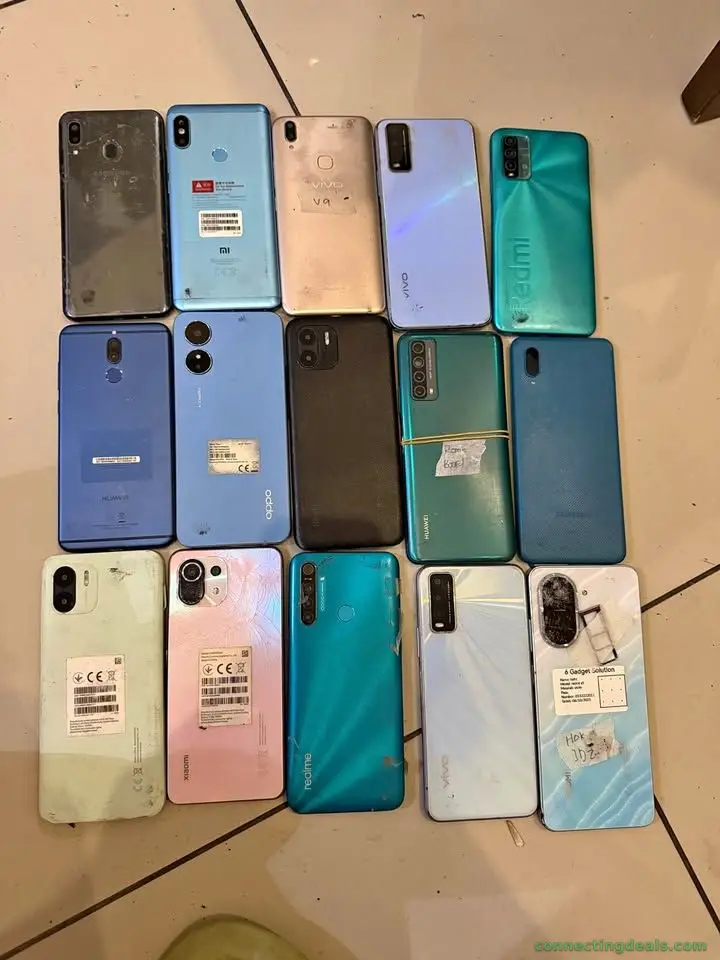 E-Waste Smartphone Scrap
