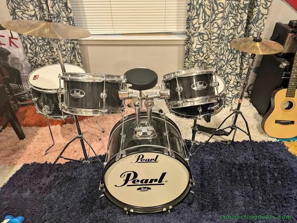 Pearl Roadshow Jr. 5-Piece Drum Set