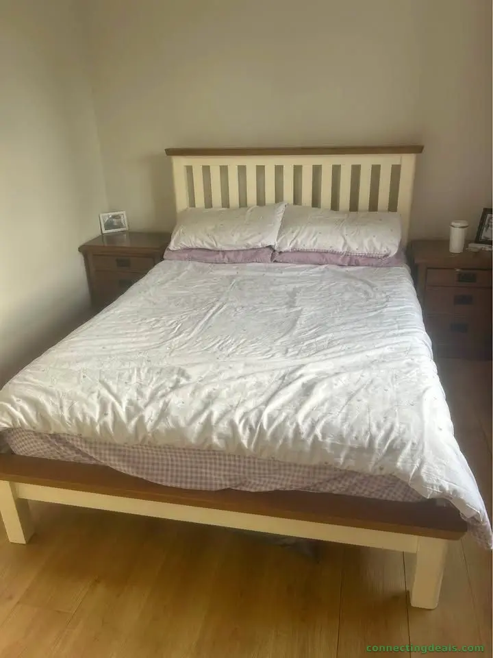Bed (Double)