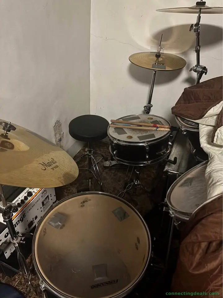 INSTRUMENTS FOR RENT
