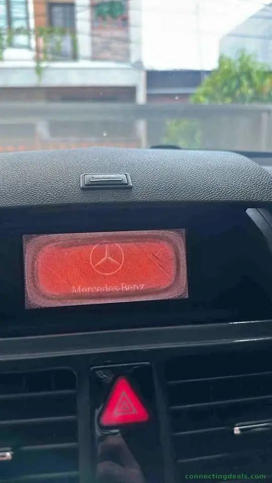 Service Head Unit & Audio Mercedes-Benz | Repair - Image 1