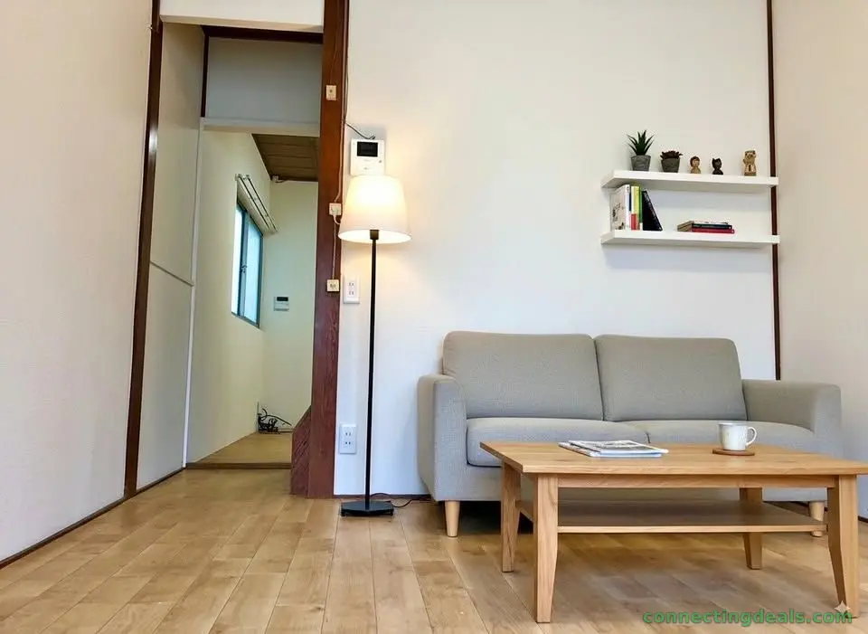 3 Beds 1 Bath Townhouse
