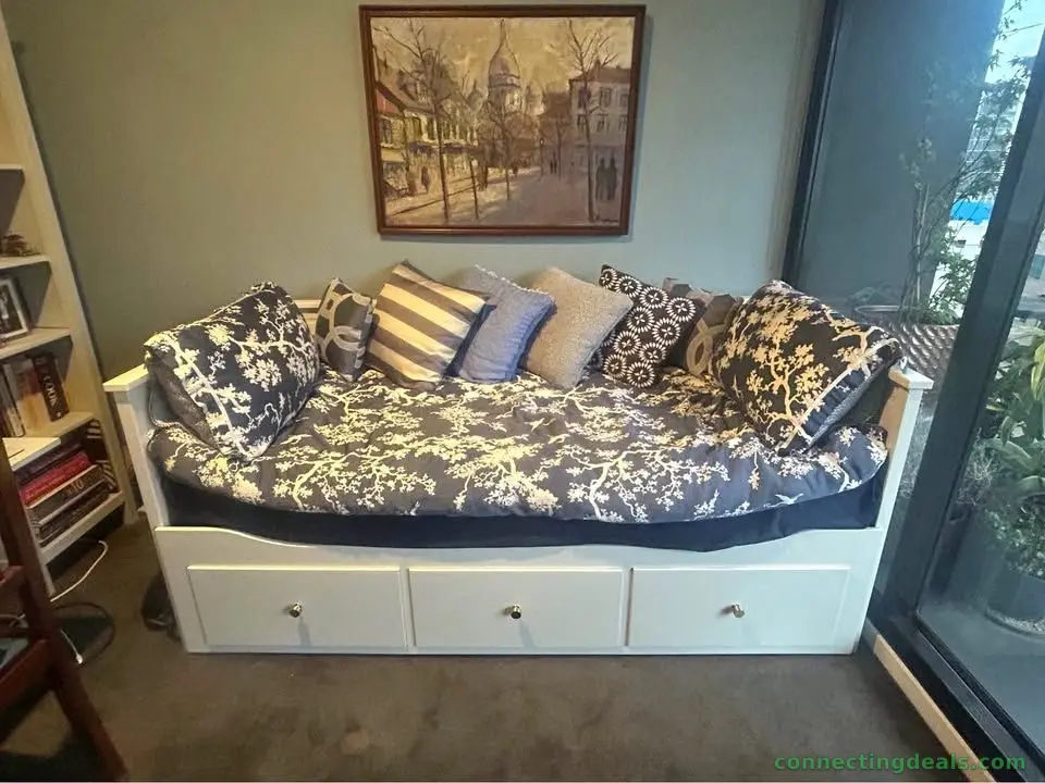IKEA day bed Hemnes - Image 1