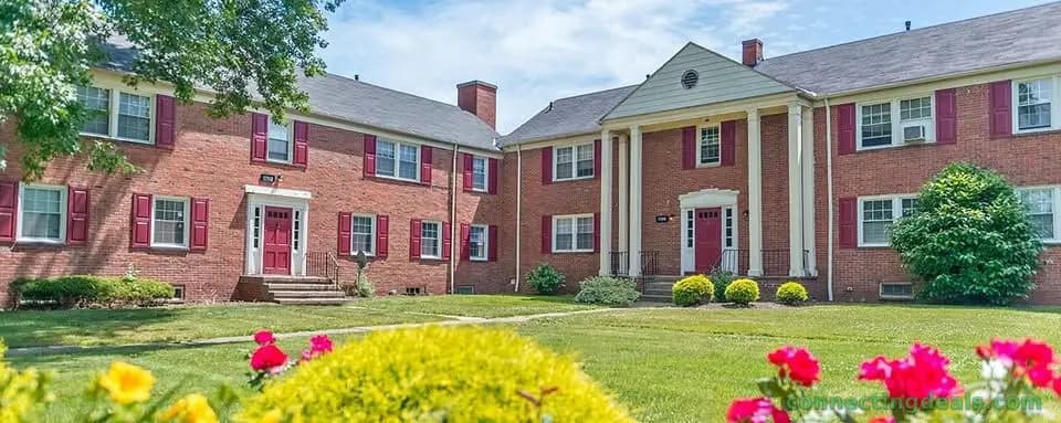 2 Beds 1 Bath Apartment