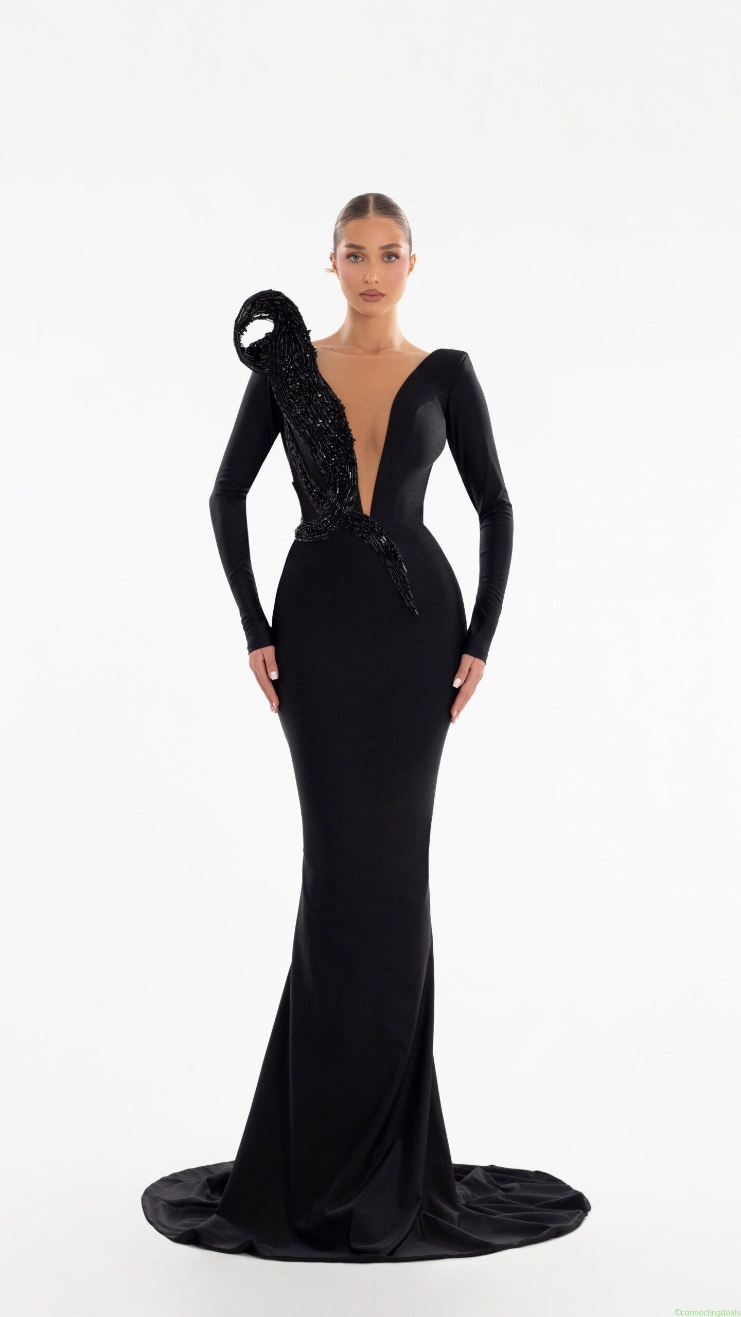 free ads Obsidian Serpent Gown