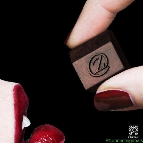 Glamour LIPS 500 wide