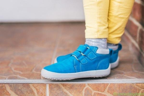 Be Lenka barefoot kids in Germany