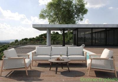 Acanva Moss Outdoor Sofa in Chicago