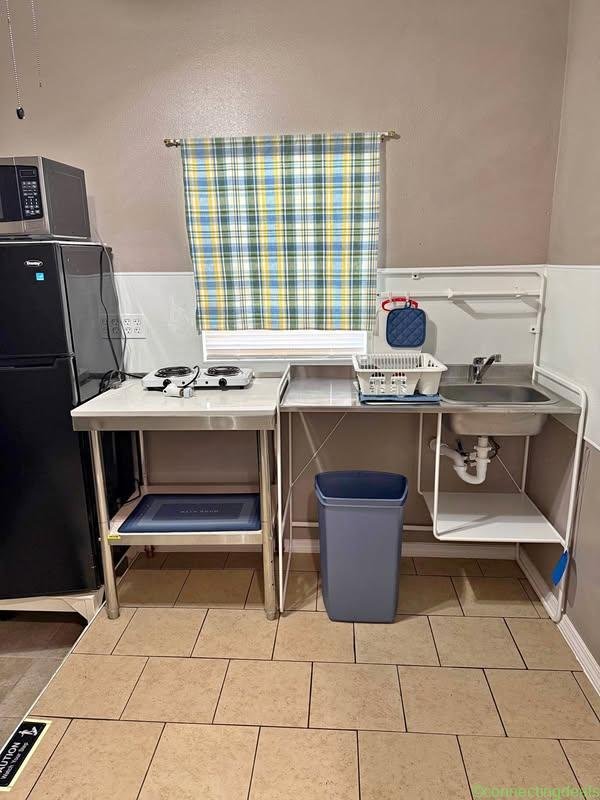 1 Bed 1 Bath – House