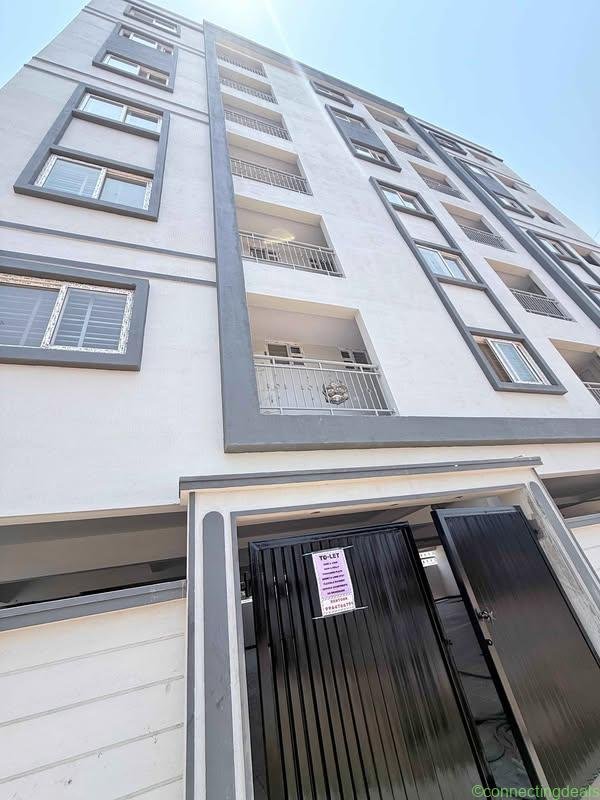 1 Bed 2 Baths – Apartment