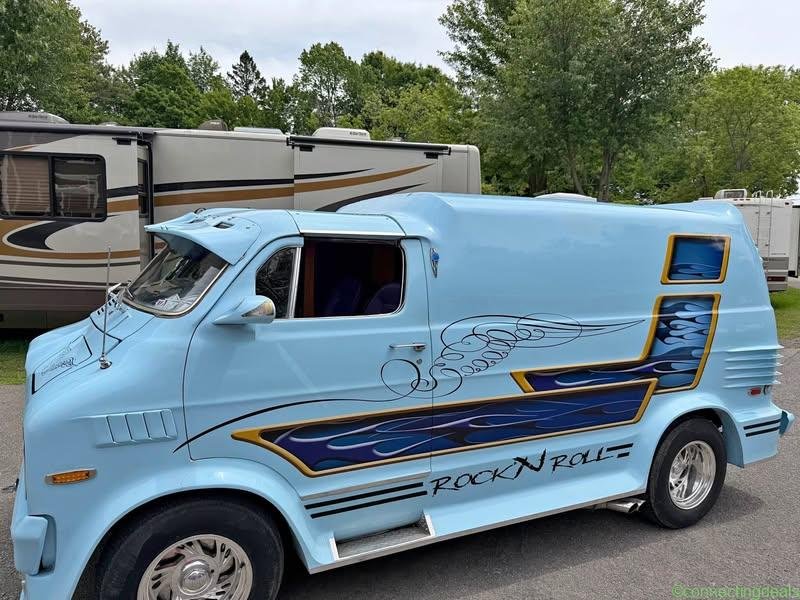 1973 Dodge Van