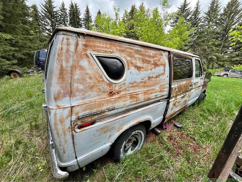 1977 Ford Econoline 150 Project Van