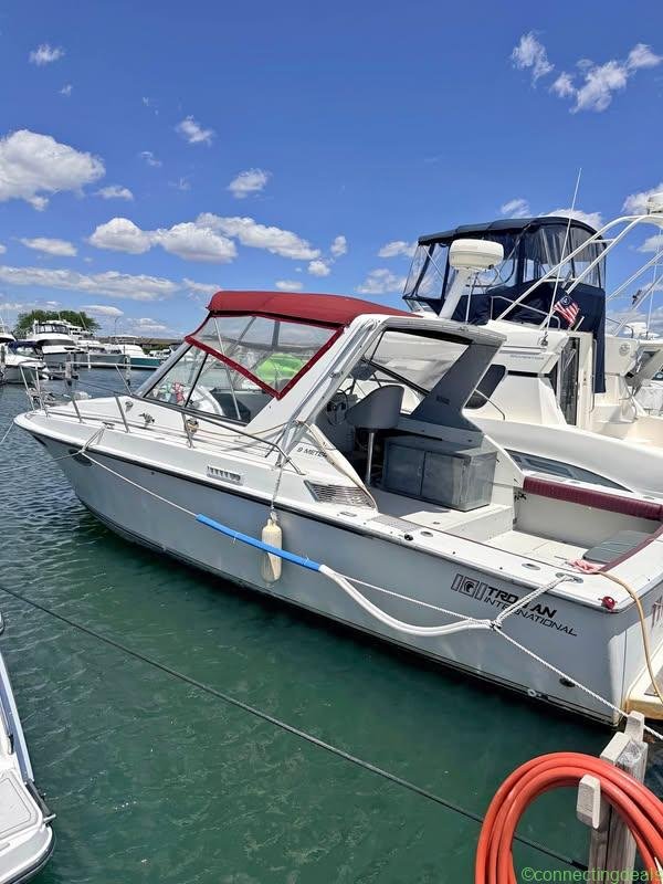 1985 Trojan 9 Meter