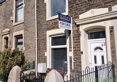 2 bed terraced in Manchester