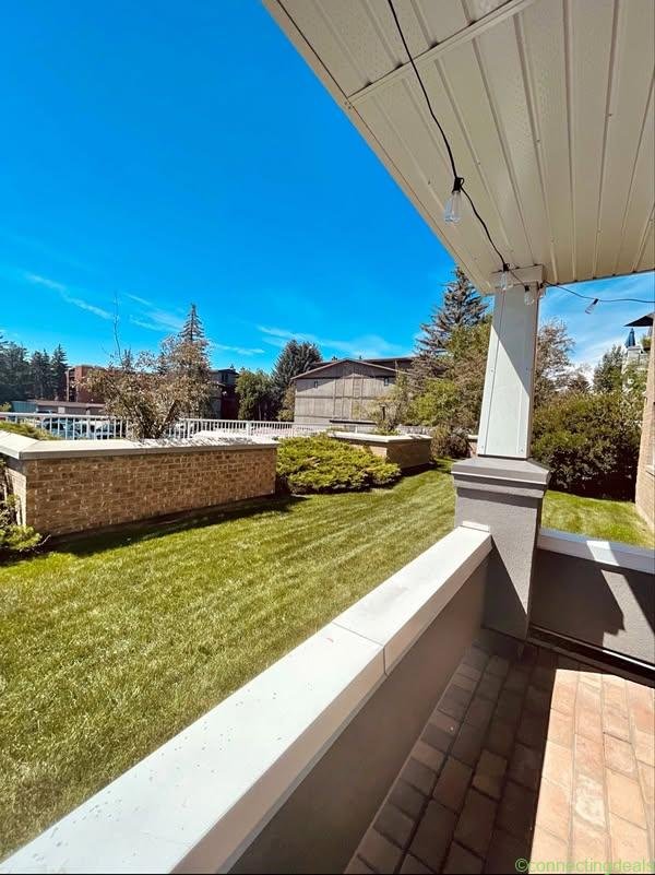 2 Beds 1 Bath Apartment