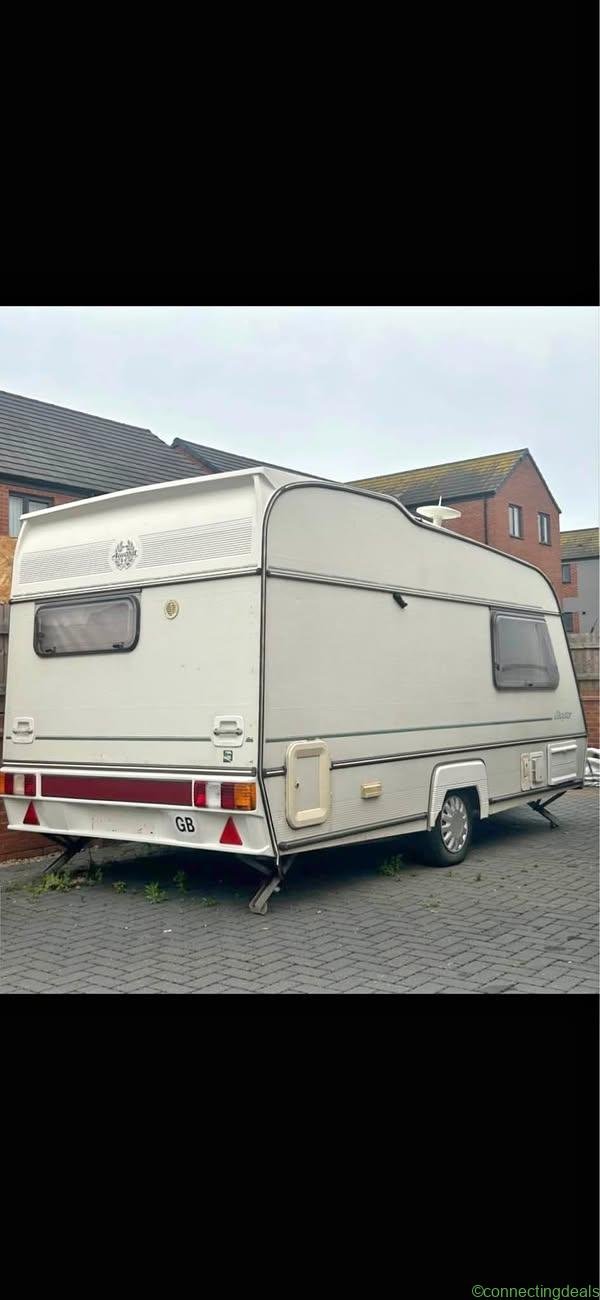 2001 awards aurora caravan