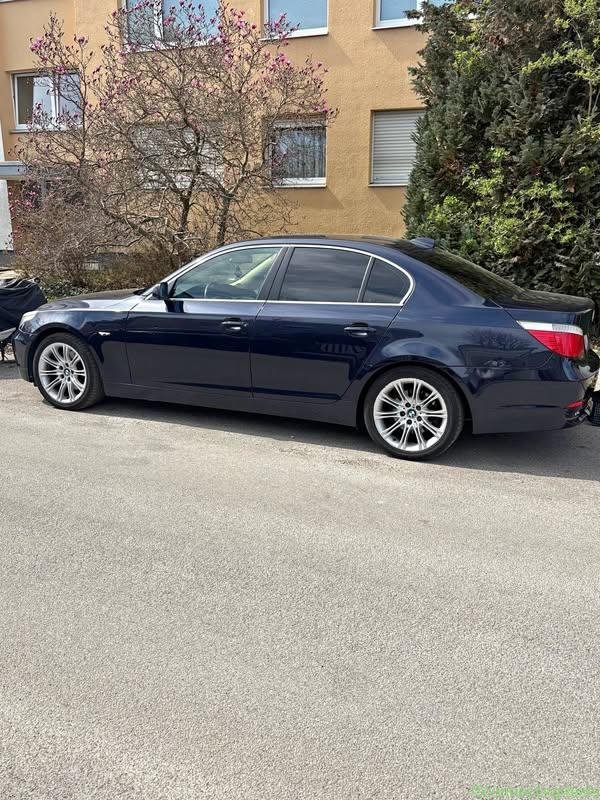 2003 BMW e60 520i