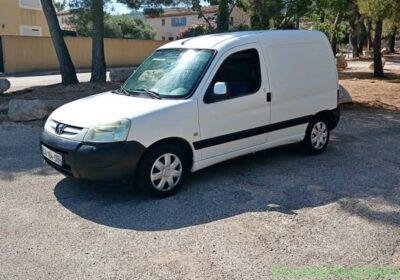2005 Peugeot partener in Marseille