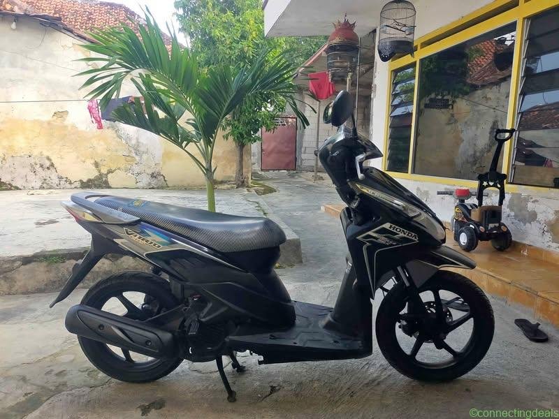 2011 Honda Vario techno